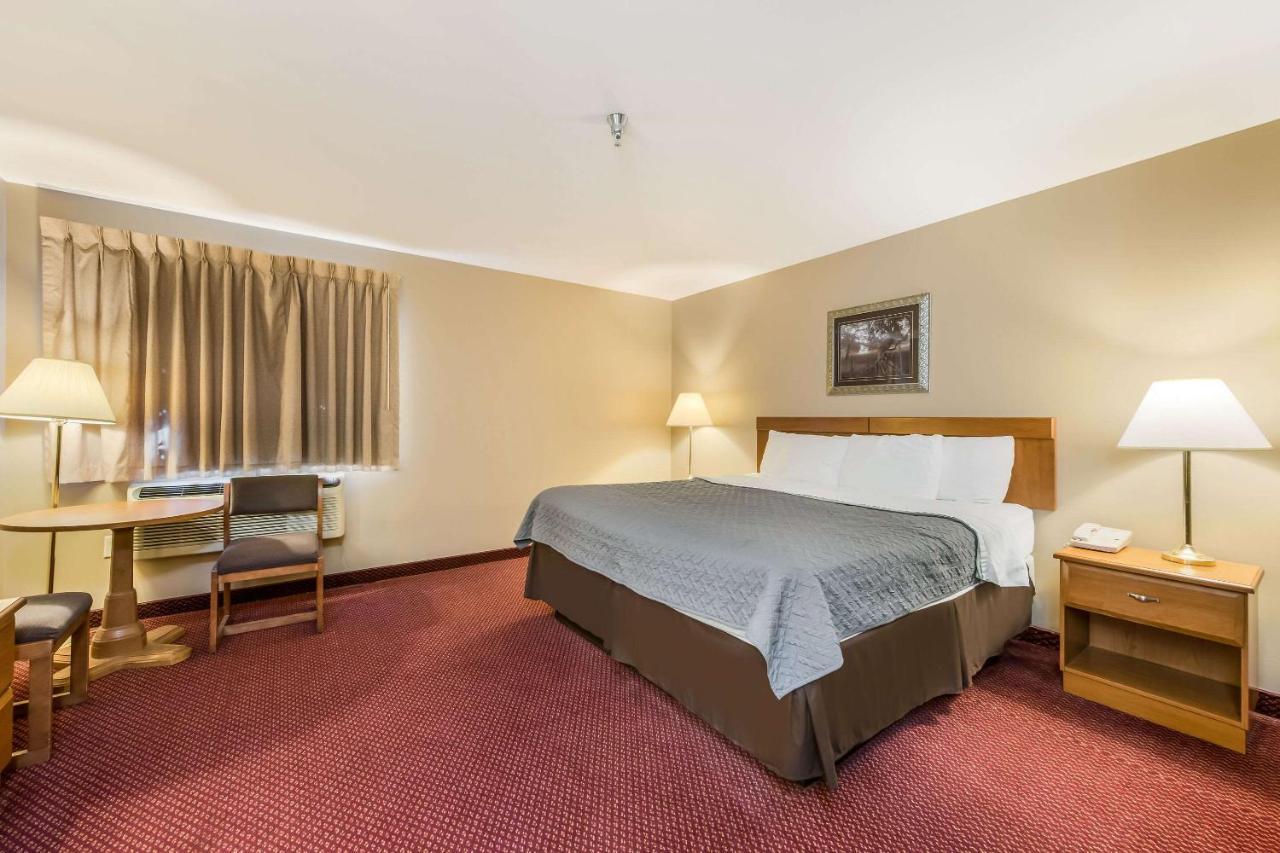 Econo Lodge Rice Lake Luaran gambar