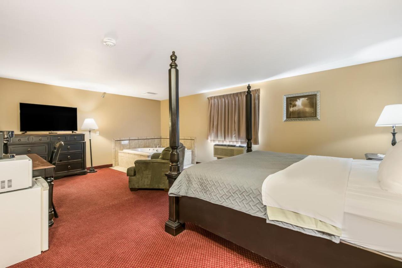 Econo Lodge Rice Lake Luaran gambar